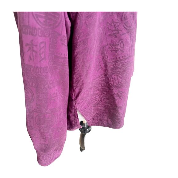 Chicos Vintage Blouse Women's Size Medium Purple Oriental Pattern Button Front - Picture 6 of 11